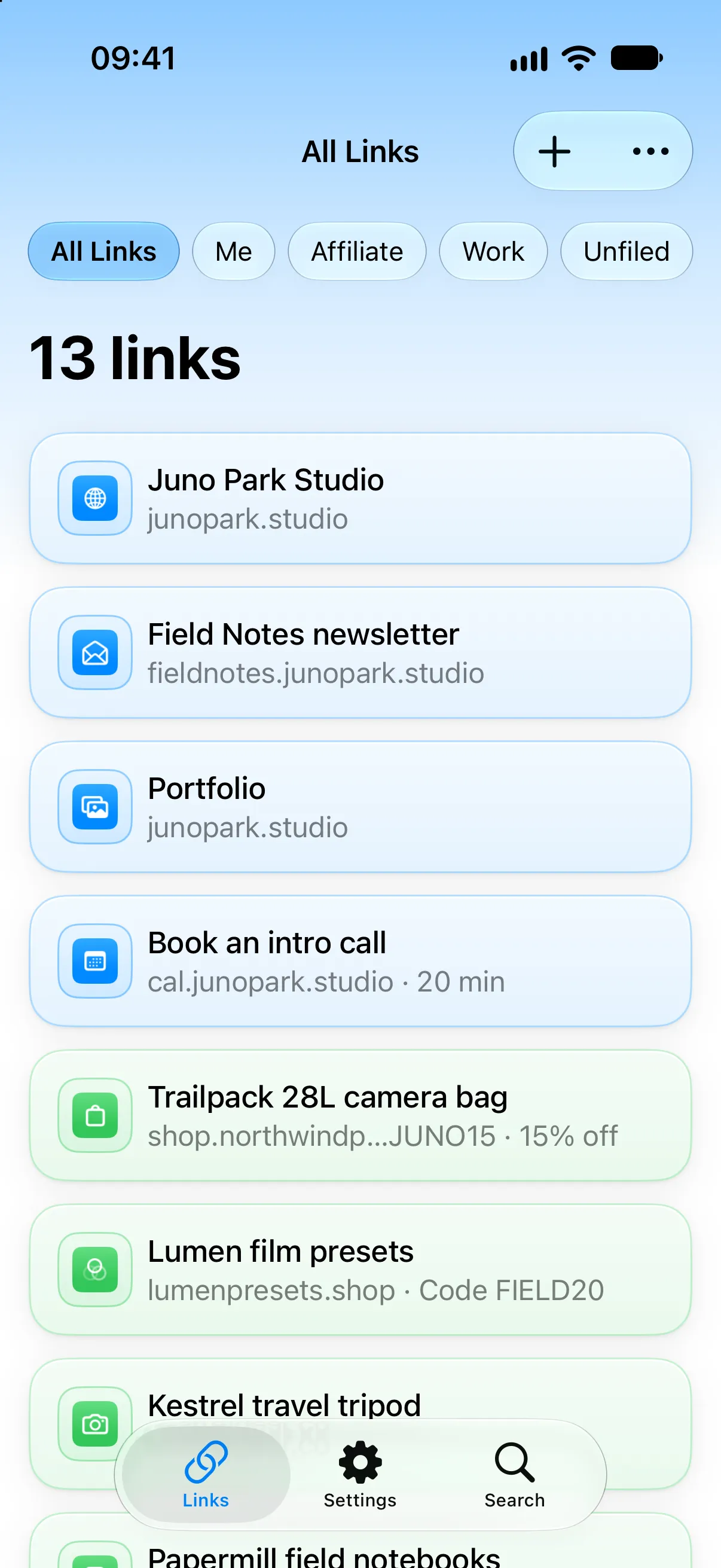 Kepar on iPhone: the same links, one tap to copy.